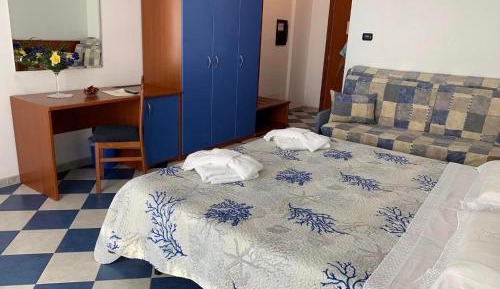 Classic Triple Room
