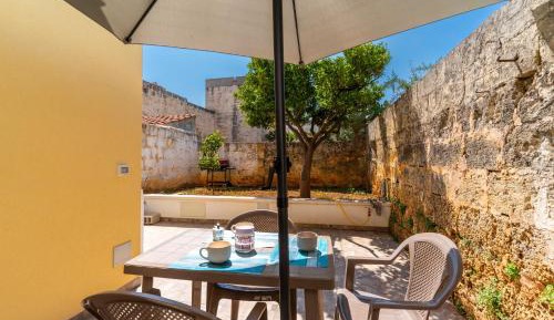 Superior One-Bedroom Apartment