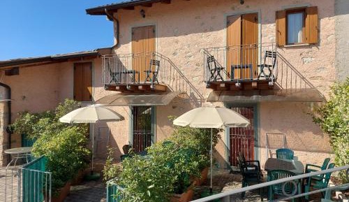 Apartment with Lake View