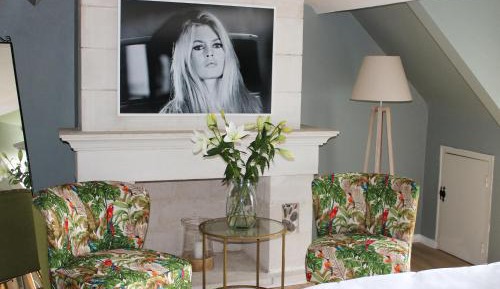 Deluxe King Room