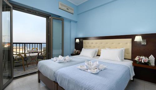 Double or Twin Room with Sea View