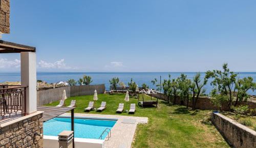 Areti - Seaside Three Bedroom Villa with Private Pool and Sea View