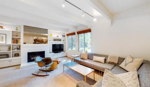 Two Bedroom Apartment 