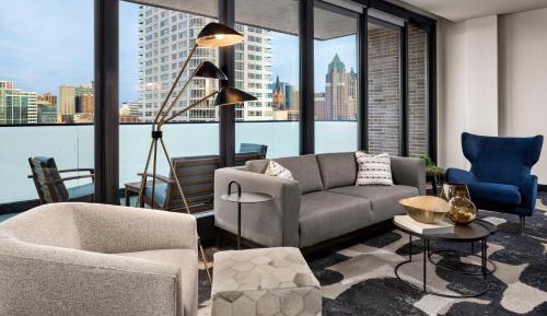 One-Bedroom King Suite with Balcony and City View