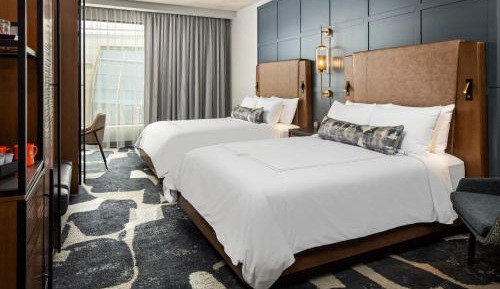 Queen Room with Two Queen Beds and City View
