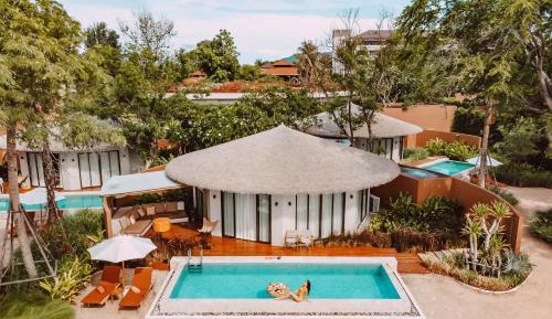 Pool Villa with Beach Front