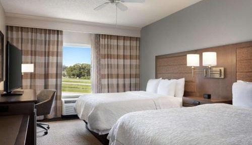 Room with Two Queen Beds - Non-Smoking