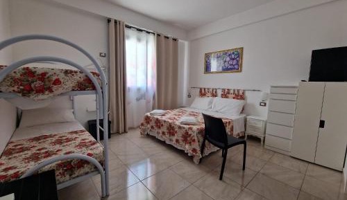 Deluxe Quadruple Room