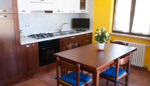 One-Bedroom Apartment with Balcony