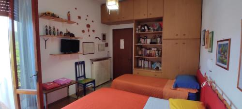 Triple Room with Shared Bathroom