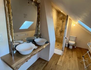 Triple Room with Garden View