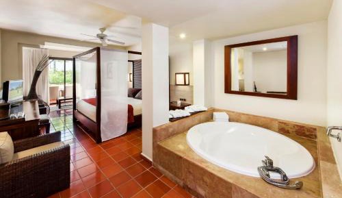 Superior Junior Suite