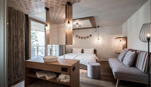 Standard King Room