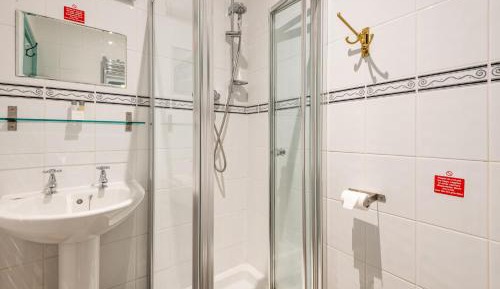 Deluxe Double Room with Extra Bed