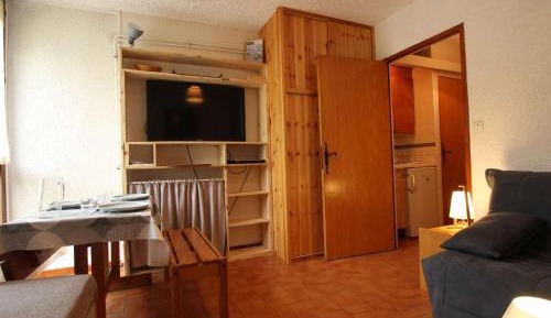 Apartment (2 Adults)