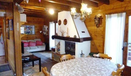 Chalet (6 Adults)