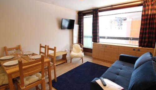 Apartment (6 Adults)