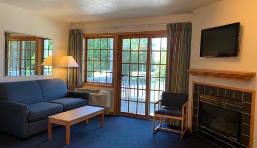 Queen Suite
