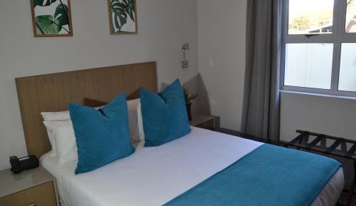 Double Room with Pool View