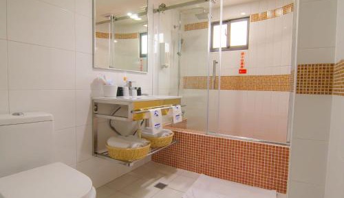 Quadruple Room with Parking