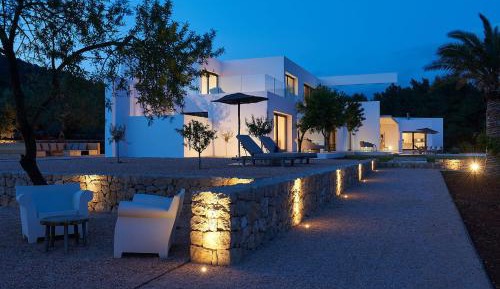 Eight-Bedroom Villa