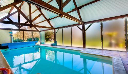 Triple Room with Pool View