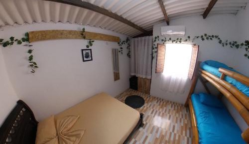 Standard Twin Room with Shared Bathroom