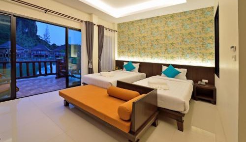 Superior Twin Room