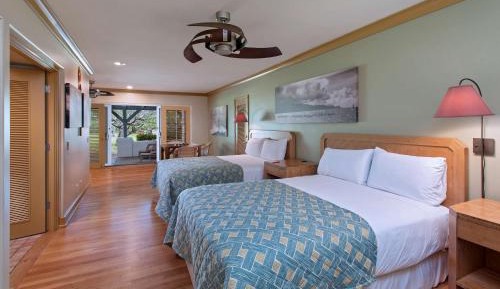 Queen Room with Two Queen Beds and Garden View