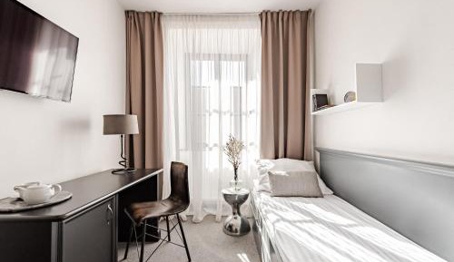 Economy Triple Room