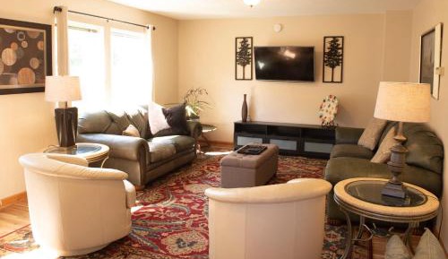 Three-Bedroom Townhouse