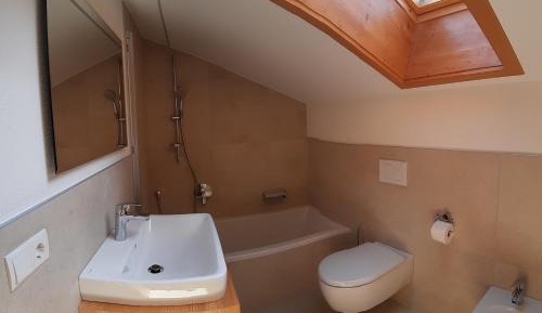 One-Bedroom Apartment with Balcony