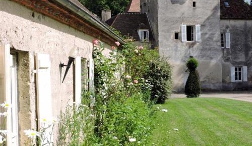 Holiday Home (2 adults)