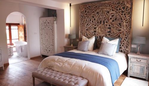 Deluxe Double Room with Bath