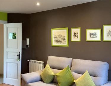 Two-Bedroom Apartment (3 Adults)