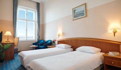 Standard Double or Twin Room with Sea View