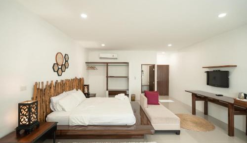 Standard Family Room