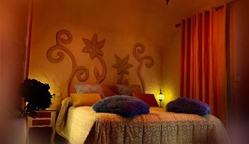 Queen Suite with Spa Bath