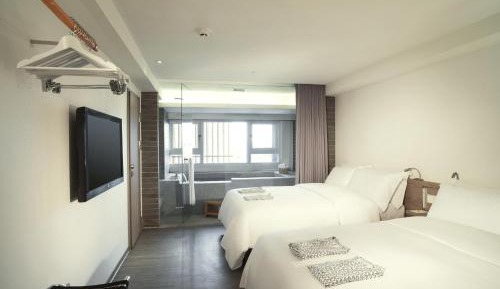 Superior Family Room