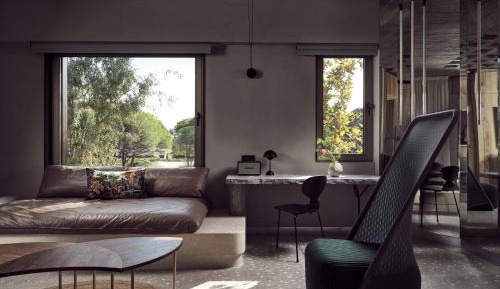 Large Suite