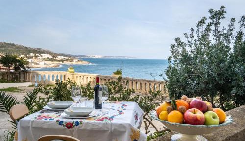 Superior One-Bedroom Apartment