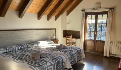 Large Twin Room