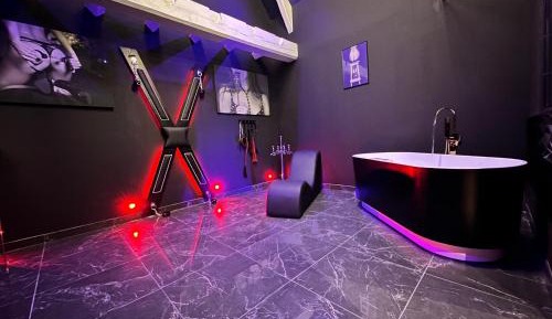 King Suite with Spa Bath