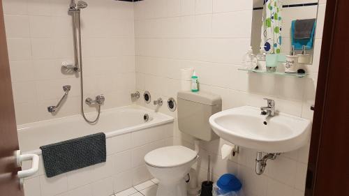 Apartment (2-4 Adults)