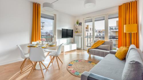 Two-Bedroom Apartment with Access to Playroom