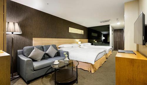 Deluxe Quadruple Room