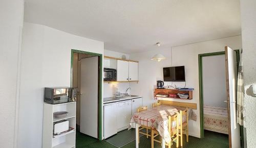 Apartment (6 Adults)
