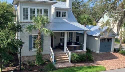 Four-Bedroom Holiday Home