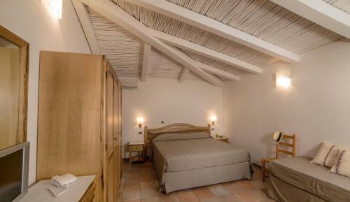 Classic Quadruple Room