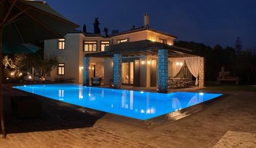 Villa - Beach Front